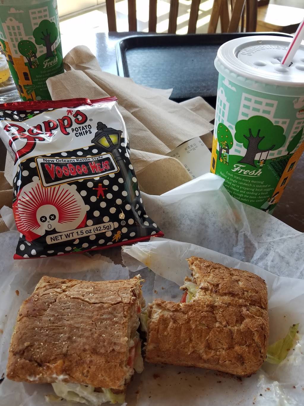 Potbelly Sandwich Shop | restaurant | 2613 W Jefferson St, Joliet, IL 60435, USA | 8155530276 OR +1 815-553-0276