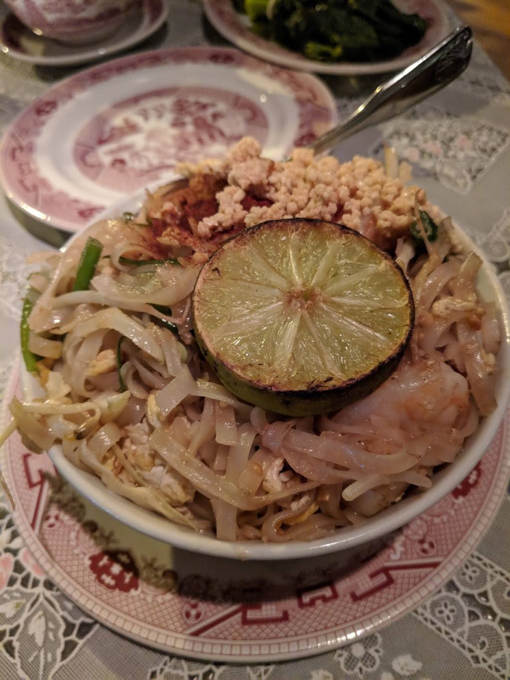 Pingpong | restaurant | 3322 N Broadway, Chicago, IL 60657, USA | 7732817575 OR +1 773-281-7575