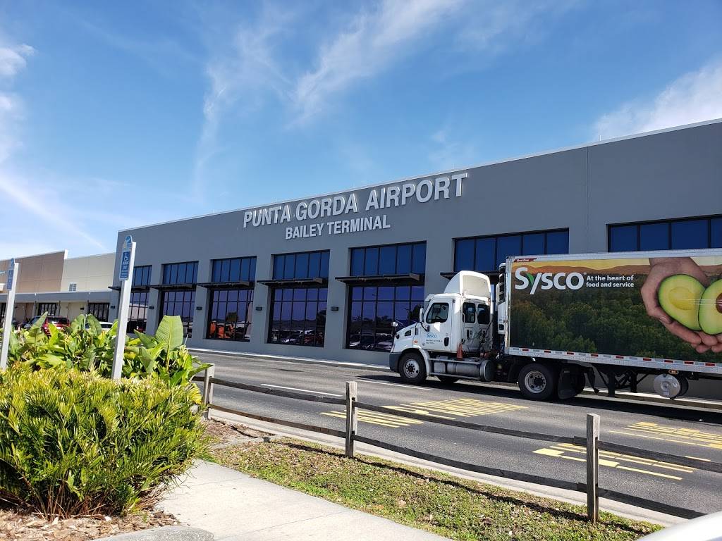 Skyview Cafe | cafe | 28000 Airport Rd # A2, Punta Gorda, FL 33982, USA | 9416376004 OR +1 941-637-6004