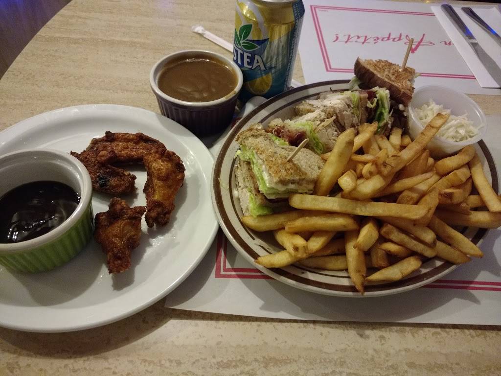 Riverside Restaurant | restaurant | 837 Montreal Rd, Cornwall, ON K6H 1C7, Canada | 6139326329 OR +1 613-932-6329