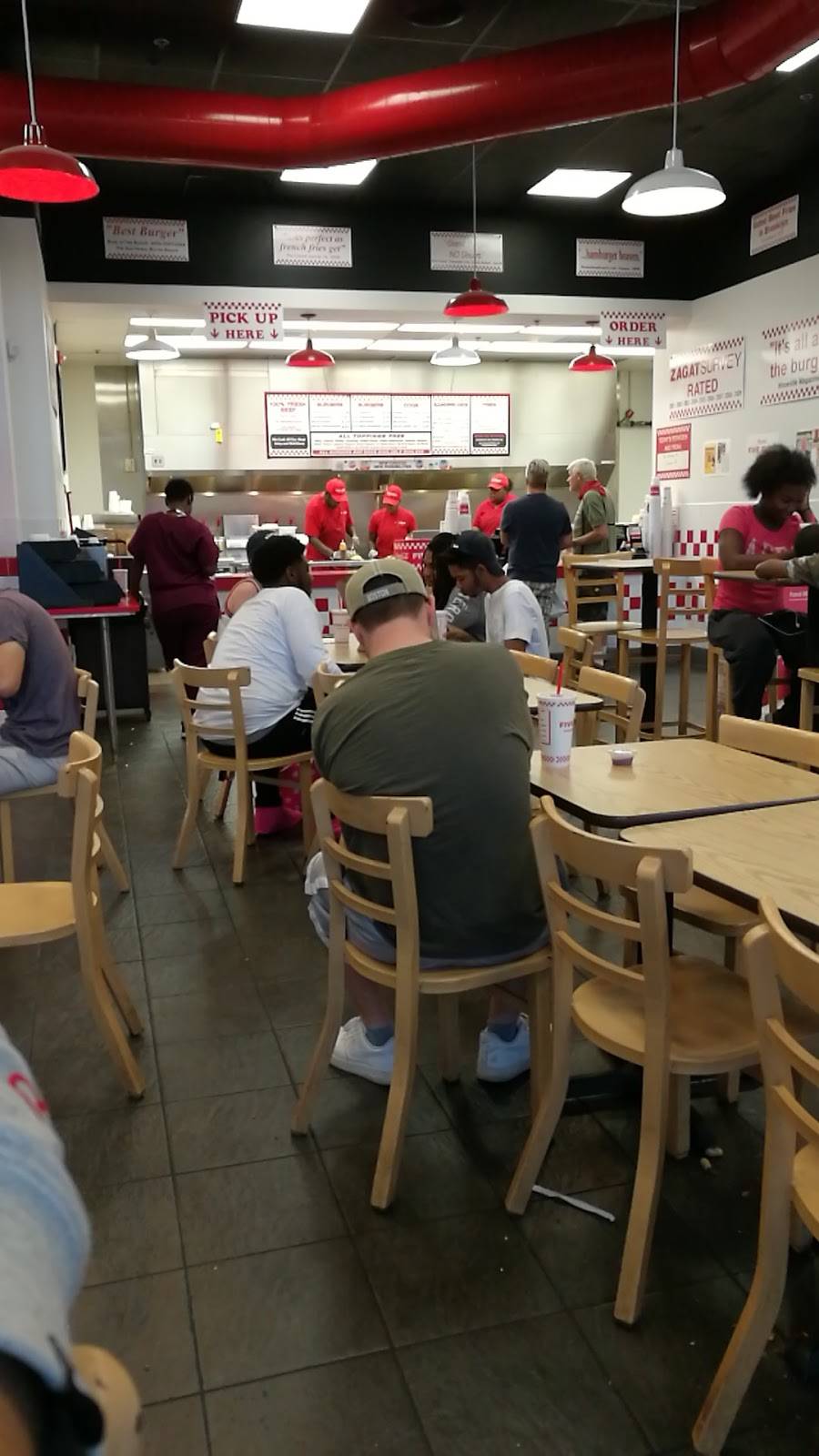 Five Guys | meal takeaway | 1417 St Louis Galleria St, St. Louis, MO 63117, USA | 3147211001 OR +1 314-721-1001