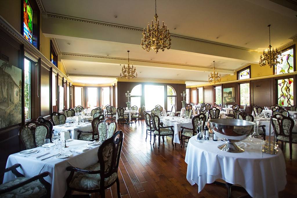 Edgewater Manor Restaurant | restaurant | 518 Fruitland Rd, Stoney Creek, ON L8E 5A6, Canada | 9056439332 OR +1 905-643-9332