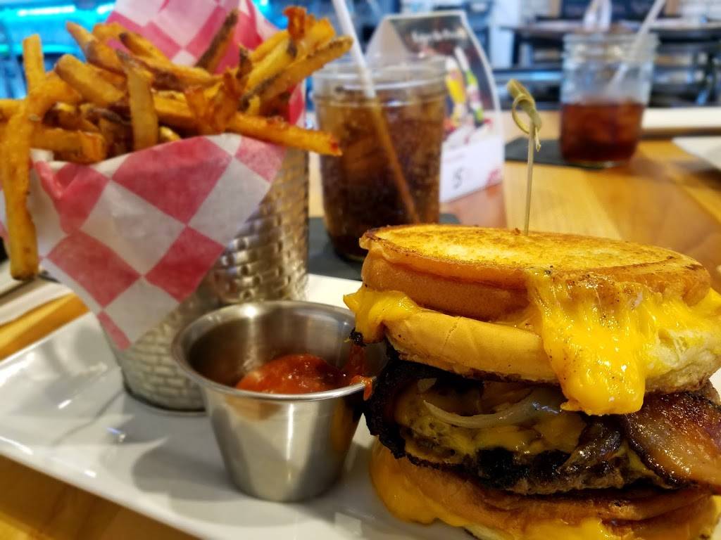 Bevi Bistro | restaurant | 1529 W University Ave, Muncie, IN 47303, USA | 7658968302 OR +1 765-896-8302