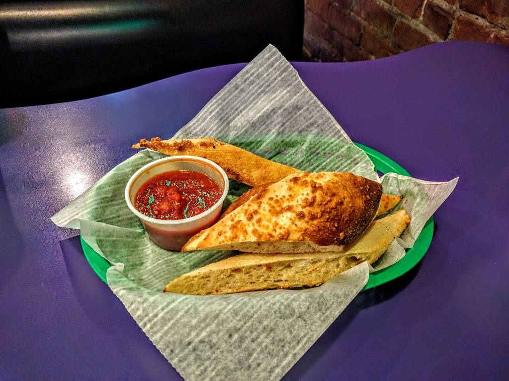 Pizza Schmizza | restaurant | 2042 Main St, Forest Grove, OR 97116, USA | 5033595320 OR +1 503-359-5320