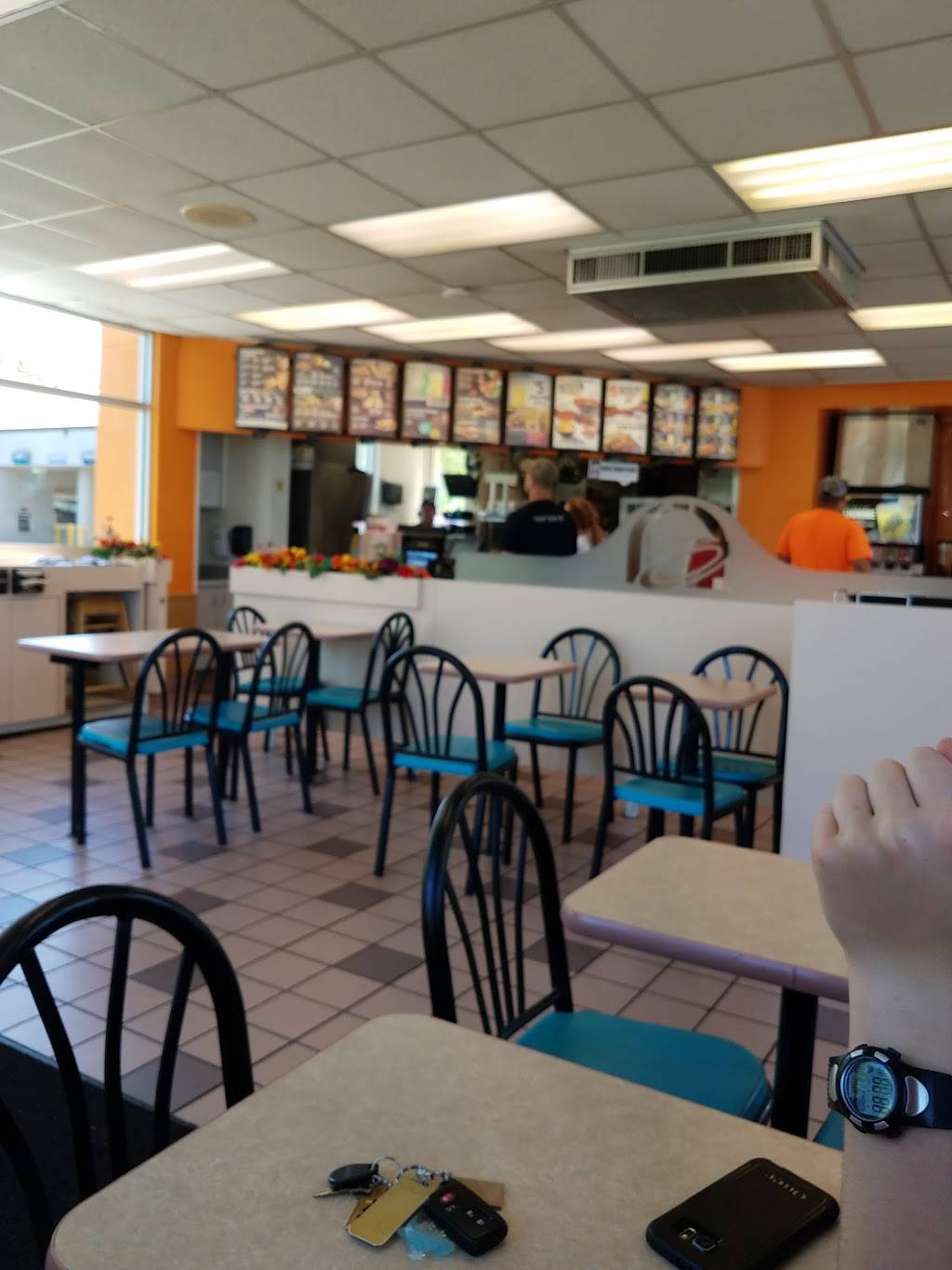 Taco Bell | meal takeaway | 6568 N Ridge Rd, Madison, OH 44057, USA | 4404286660 OR +1 440-428-6660