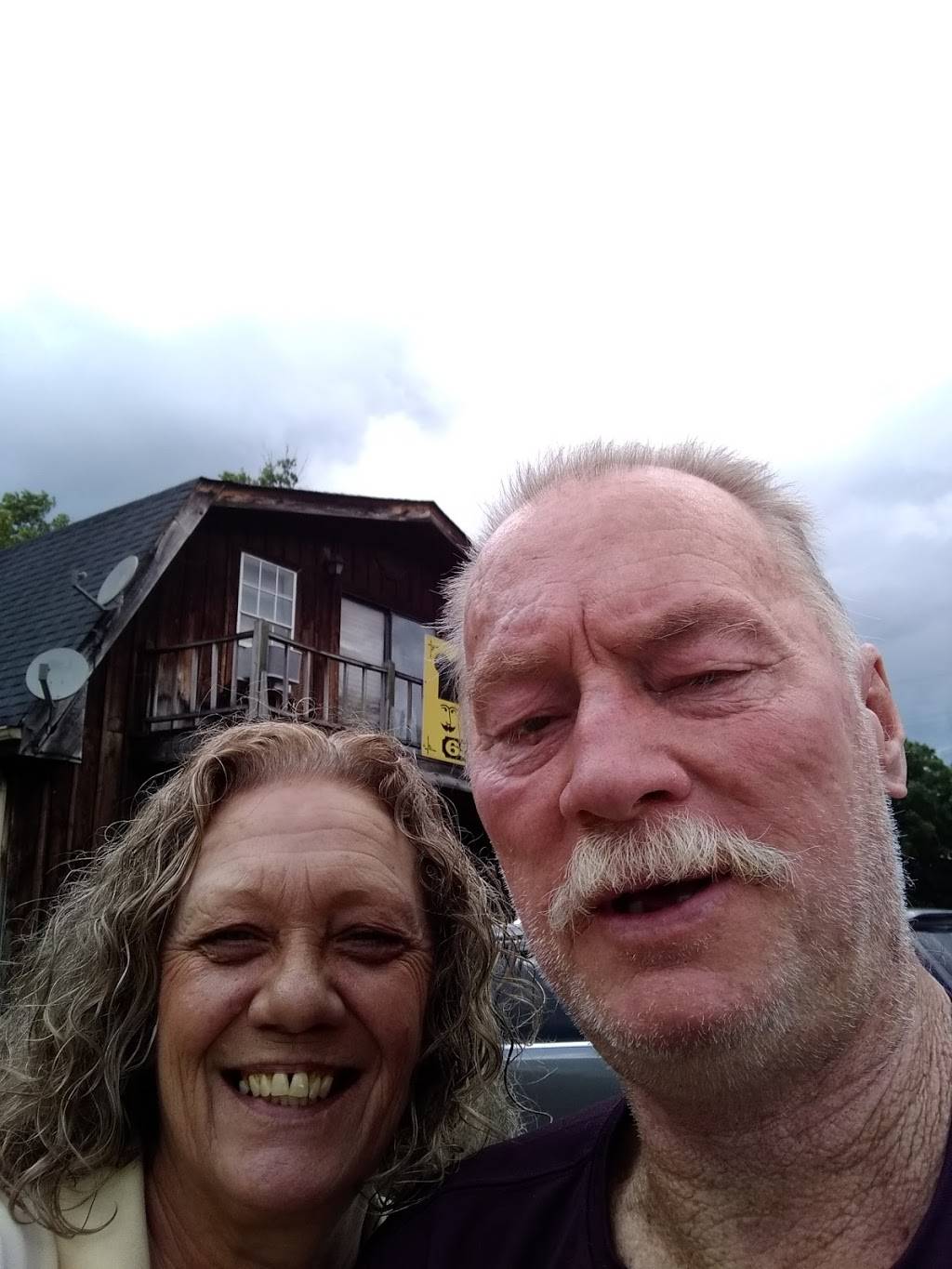 Chef Restaurant | restaurant | 13417 TN-28, Whitwell, TN 37397, USA | 4236580333 OR +1 423-658-0333