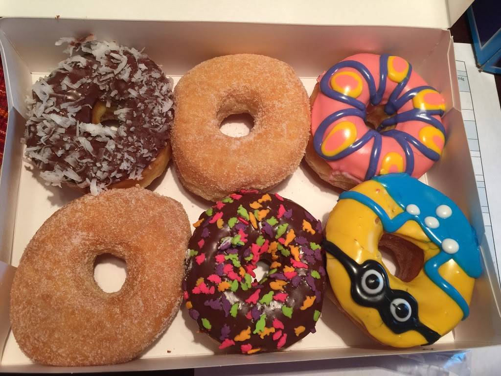 Olivias Donut Shoppe | restaurant | 12806 Broadway St, Pearland, TX 77584, USA | 3467545924 OR +1 346-754-5924