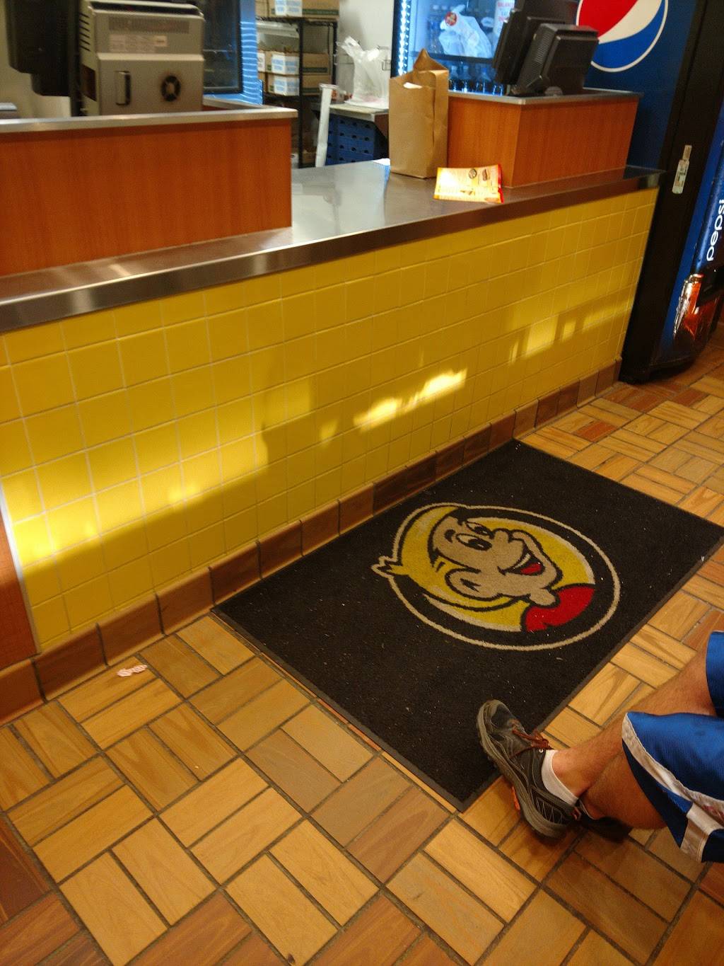 Hungry Howies Pizza | meal delivery | 22040 W 10 Mile Rd, Southfield, MI 48033, USA | 2483508290 OR +1 248-350-8290