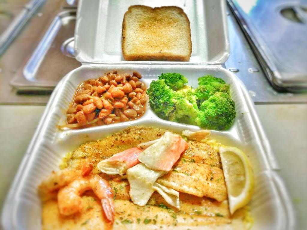 Tooties Grill & More | restaurant | south, 4606 S Lamar St, Dallas, TX 75215, USA | 2144213545 OR +1 214-421-3545