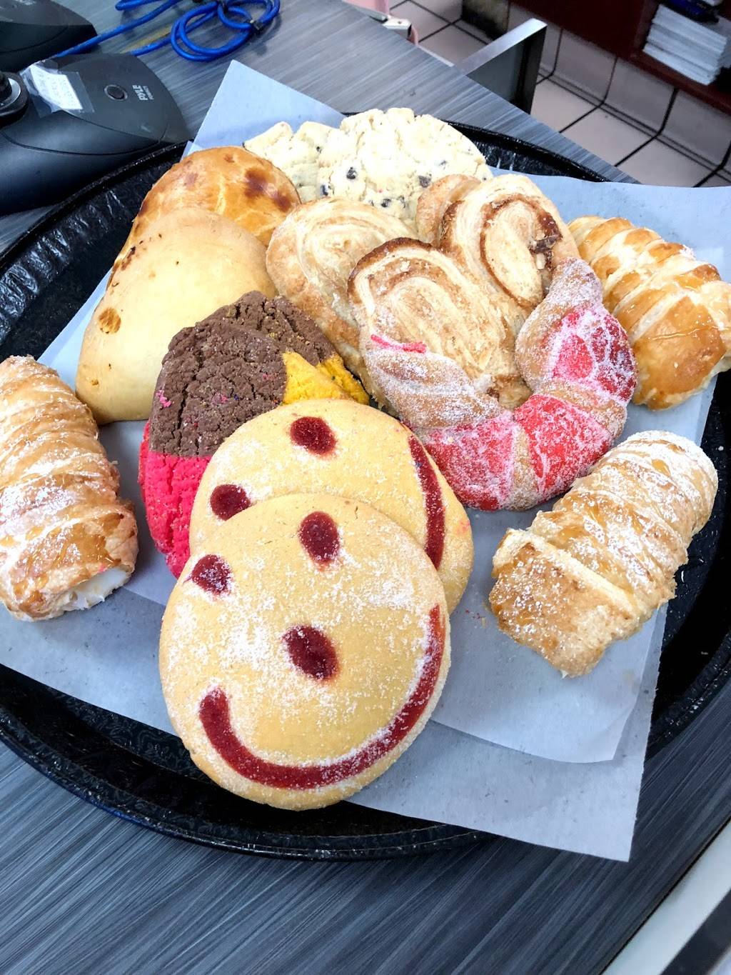 Casa Vicky | cafe | 792 E Julian St, San Jose, CA 95112, USA | 4089955488 OR +1 408-995-5488