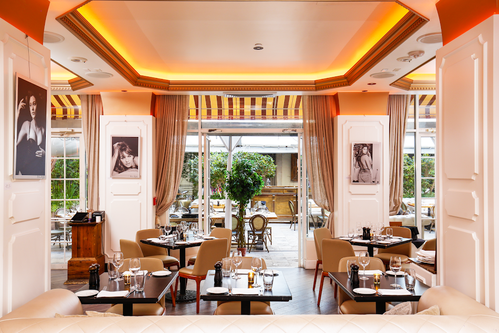 Villa Azur | restaurant | 309 23rd St, Miami Beach, FL 33139, USA | 3057638688 OR +1 305-763-8688