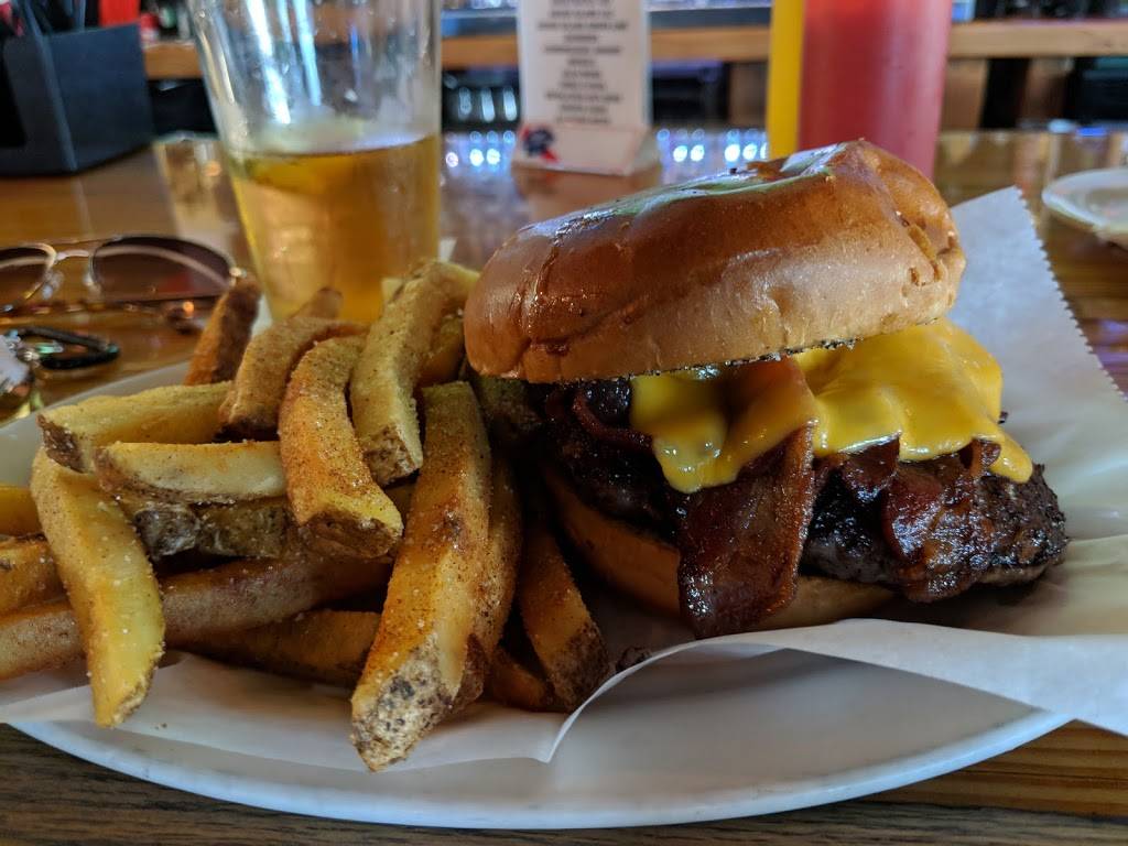 The Ballpark Pub | restaurant | 514 W Pershing Rd, Chicago, IL 60609, USA | 7736754687 OR +1 773-675-4687