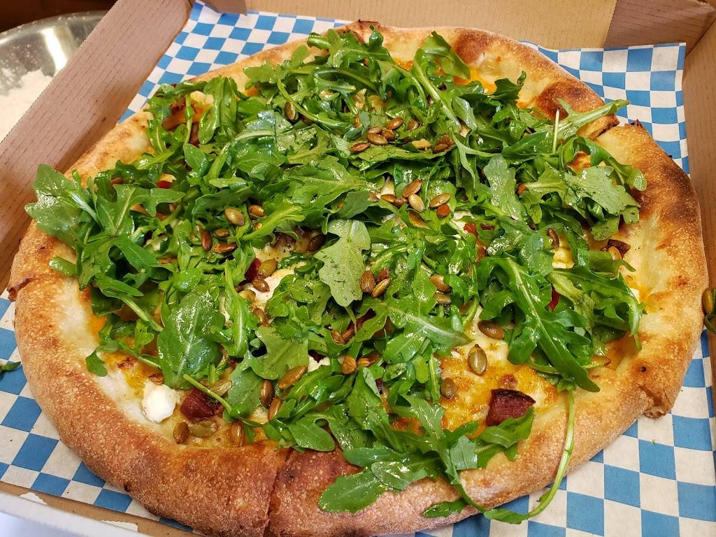 Bull Run Pizza | restaurant | 6035 NE Halsey St, Portland, OR 97213, USA | 9718880301 OR +1 971-888-0301