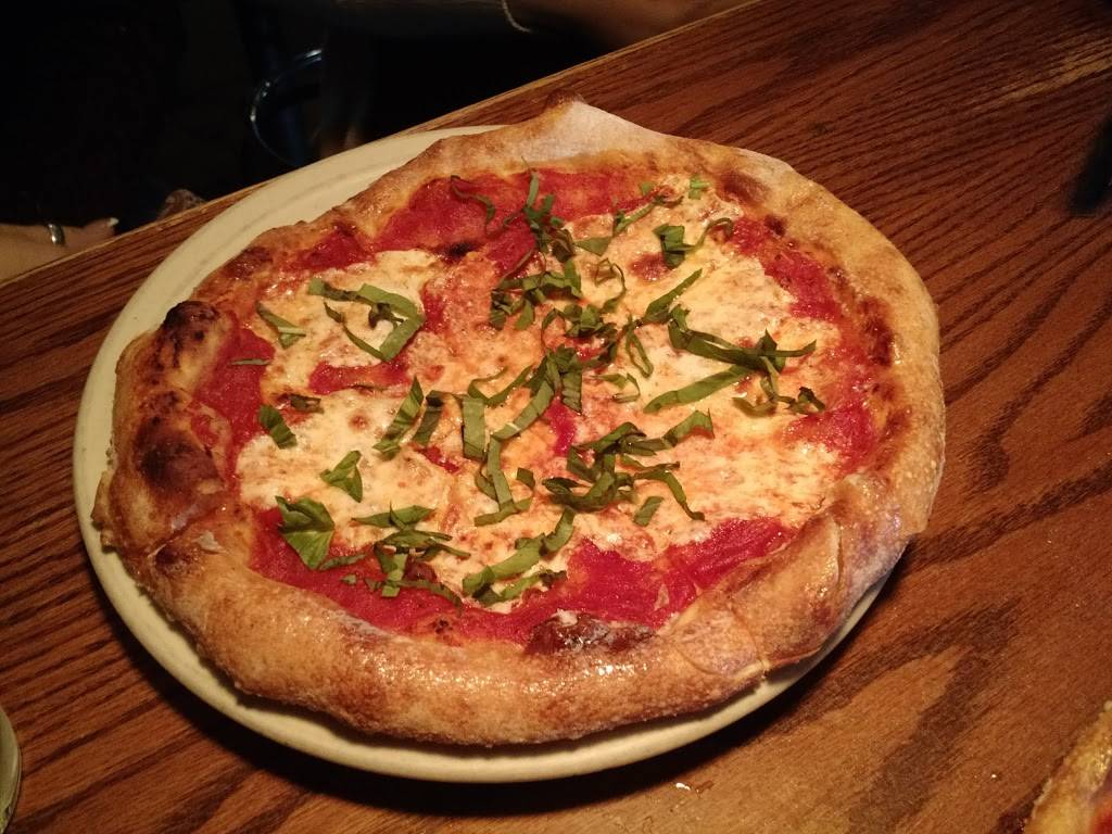 Humble Pie | restaurant | 21050 N Tatum Blvd #110, Phoenix, AZ 85050, USA | 4805022121 OR +1 480-502-2121