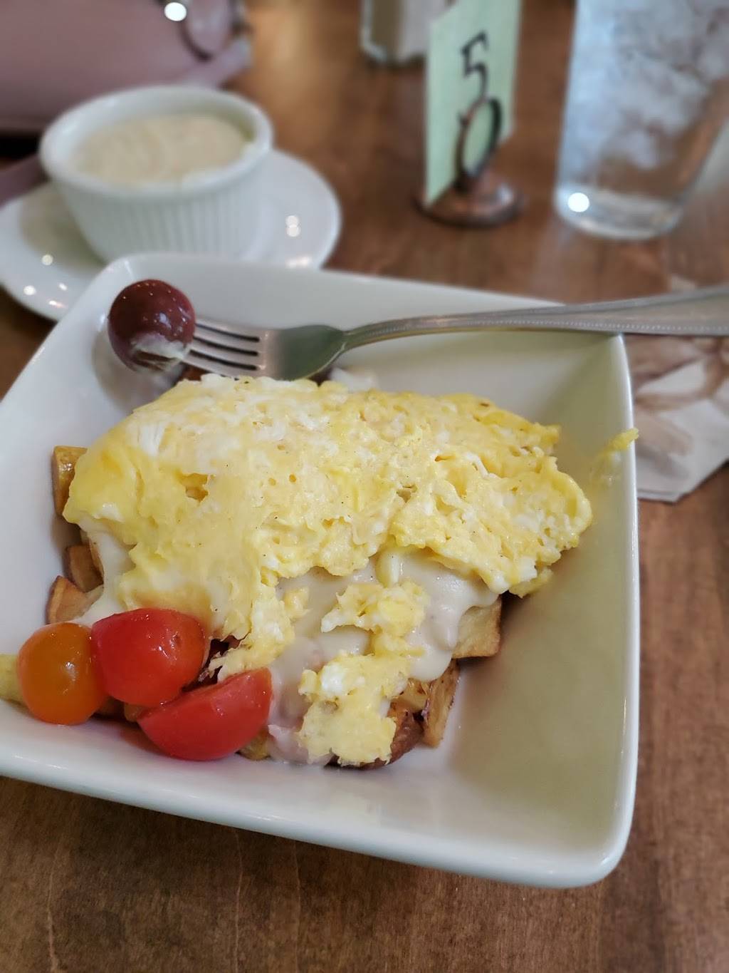 Conscious Community Cafe & Co-op | restaurant | 2851 W Edmond Rd, Edmond, OK 73012, USA | 4055135419 OR +1 405-513-5419