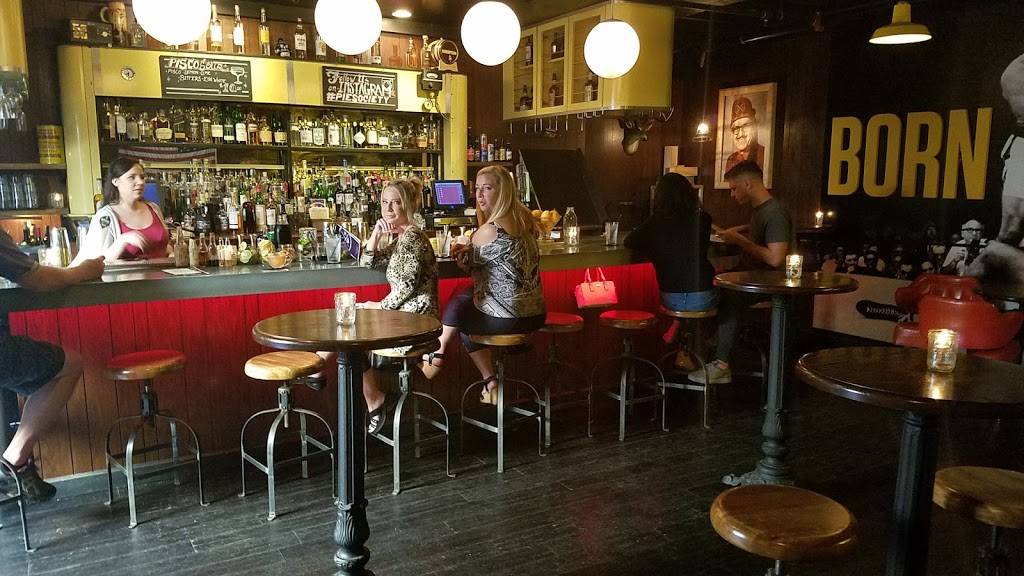 Pie Society Bar | restaurant | 353 E 17th St, Costa Mesa, CA 92627, USA | 9493136335 OR +1 949-313-6335