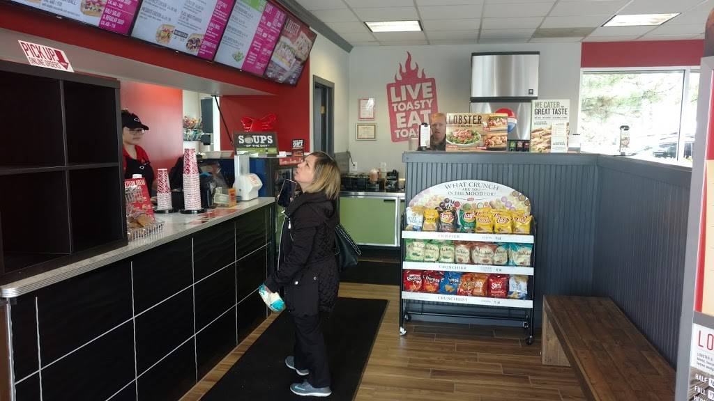 Quiznos | restaurant | 8053 S Broadway, Littleton, CO 80122, USA | 3037951500 OR +1 303-795-1500