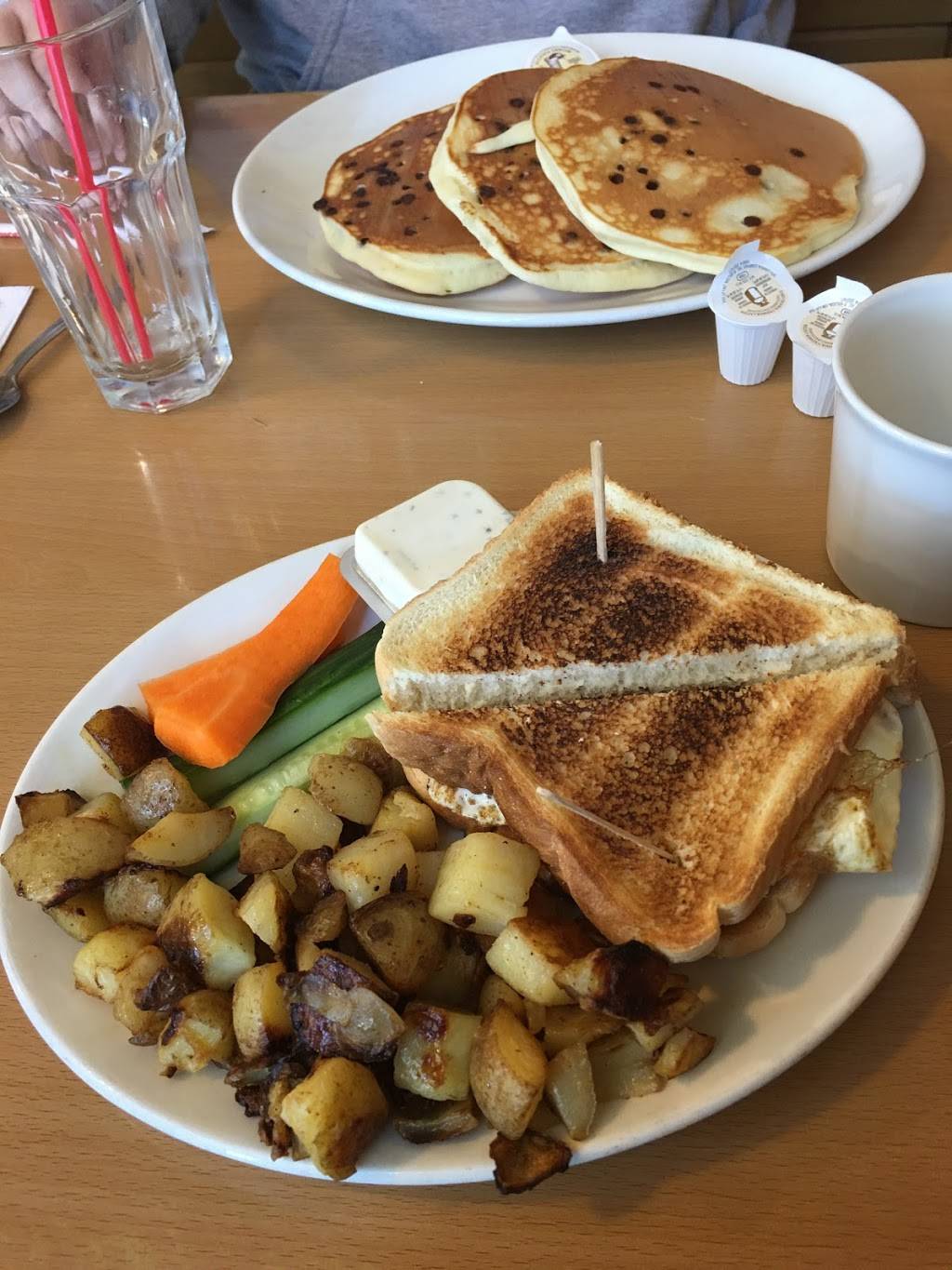 Sunset Grill | restaurant | 50 Market St S, Brantford, ON N3S 2E3, Canada | 5197513381 OR +1 519-751-3381