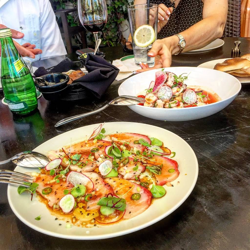 La Cayetana Tijuana | restaurant | Plaza Paseo Chapultepec Boulevard Agua Caliente 10387 E-101, Neidhart, 22020 Tijuana, B.C., Mexico | 016646863334 OR +52 664 686 3334