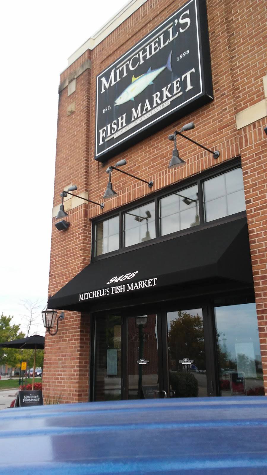 Mitchells Fish Market | restaurant | 9456 Water Front Dr, West Chester Township, OH 45069, USA | 5137795292 OR +1 513-779-5292