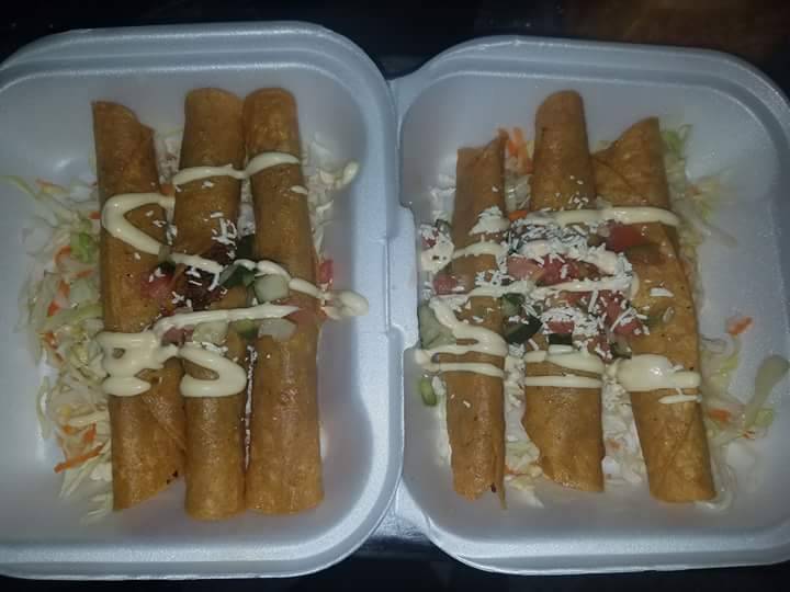 Karlitas antojitos centroamericanos | restaurant | 3249 nw 22 ave. Miami fl. 33142 Tel. 786 461 0404, Miami, FL 33142, USA | 7864610404 OR +1 786-461-0404