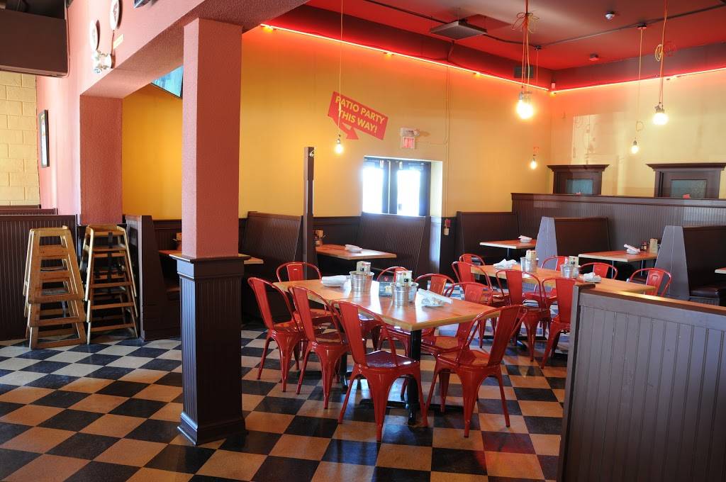 Pie Wood Fired Pizza Joint - Collingwood | restaurant | 499 First St, Collingwood, ON L9Y 1B9, Canada | 7052933900 OR +1 705-293-3900