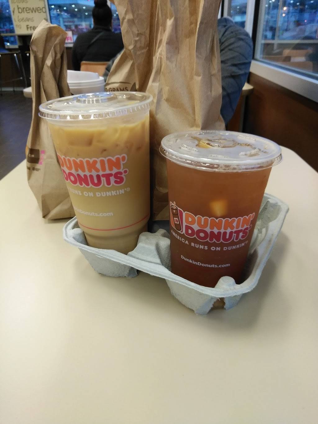 Dunkin | cafe | 6830 S Crescent Blvd, Pennsauken Township, NJ 08109, USA | 8566623242 OR +1 856-662-3242