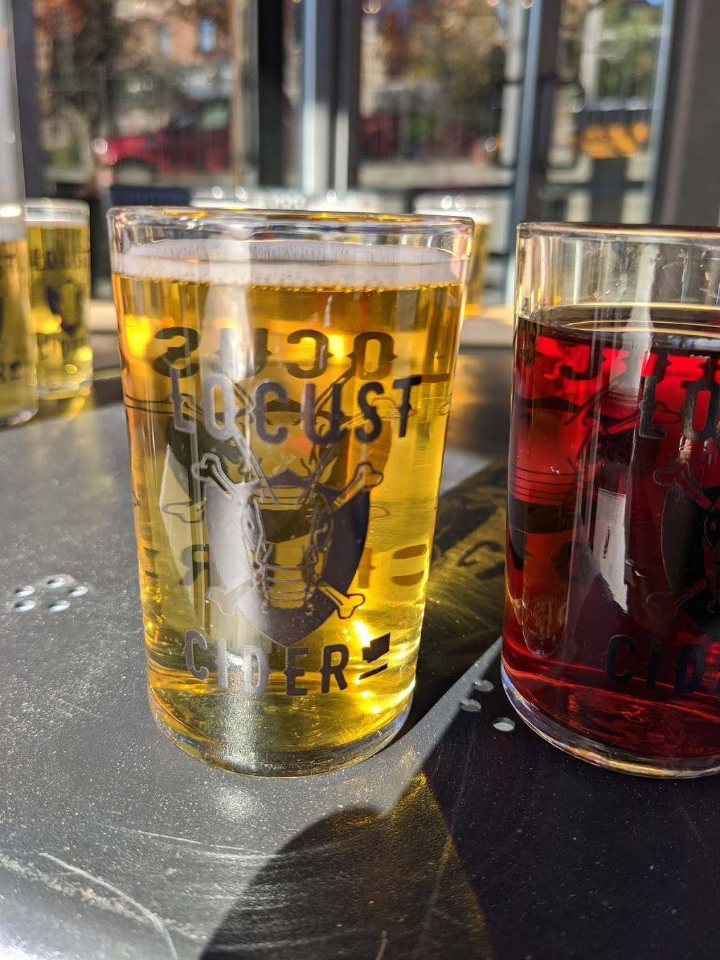 Locust Cider & Brewing Ballard | restaurant | 5309 22nd Ave NW ste d, Seattle, WA 98107, USA | 2064945968 OR +1 206-494-5968