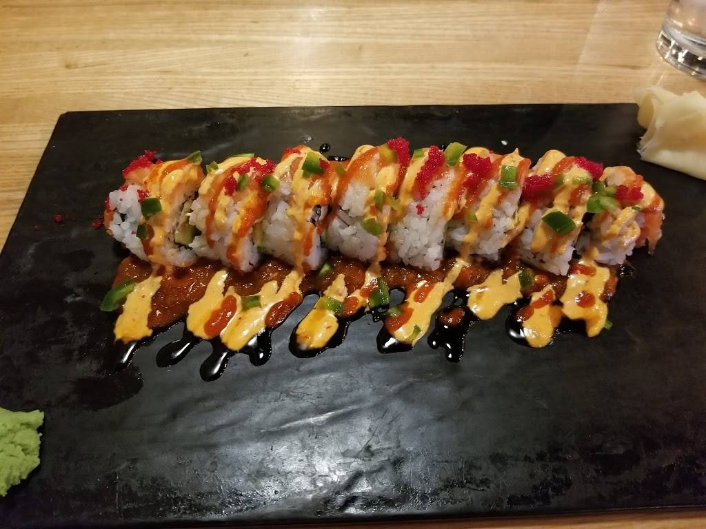 Lucky Fins Seafood Grill | restaurant | 4530 Centerplace Dr, Greeley, CO 80634, USA | 9706738805 OR +1 970-673-8805