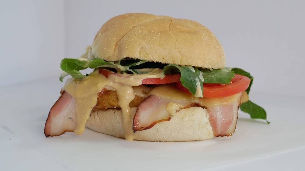 The Schnitzel Haus | restaurant | 5402 Hwy 11 S, Oro-Medonte, ON L3V 8H2, Canada | 7059856516 OR +1 705-985-6516