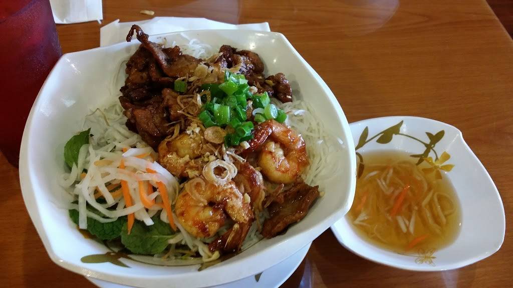 Pho Queen | restaurant | 29000 US Hwy 19 N, Clearwater, FL 33761, USA | 7277892828 OR +1 727-789-2828