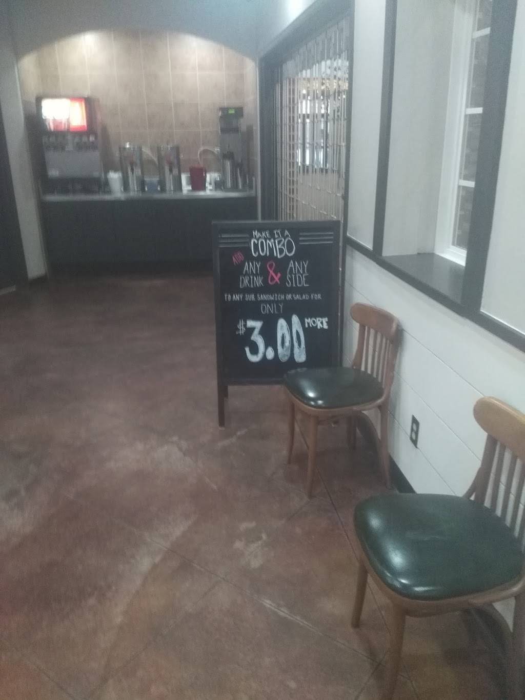 Georgias Subs Salads More | restaurant | 915 Main St, Lynchburg, VA 24504, USA | 4348463227 OR +1 434-846-3227