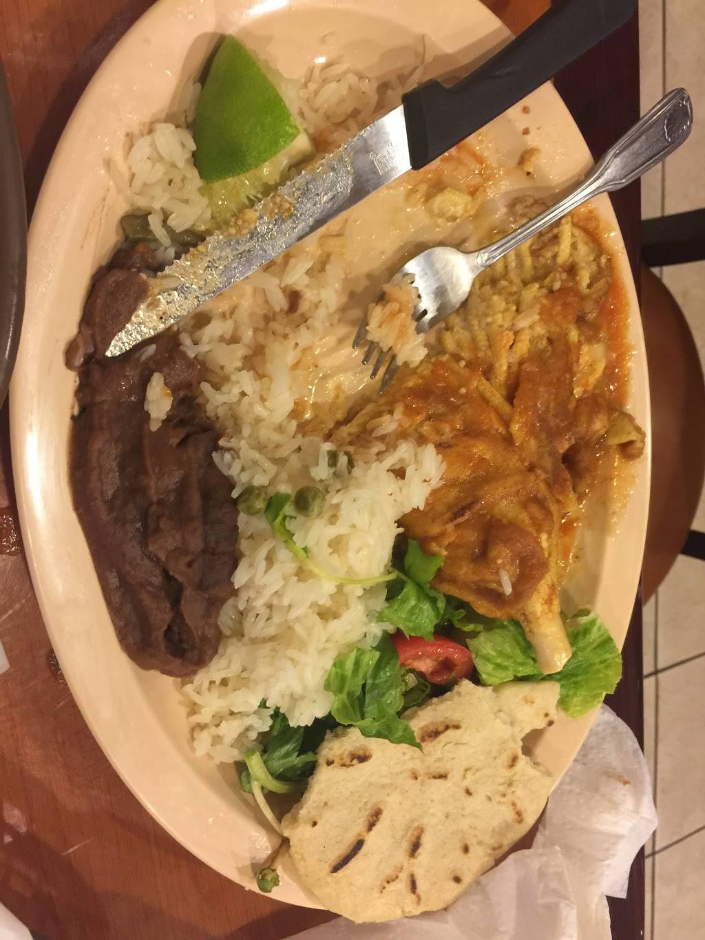 El Cafetal | restaurant | 4929 Santa Monica Blvd, Los Angeles, CA 90029, USA | 3236602953 OR +1 323-660-2953