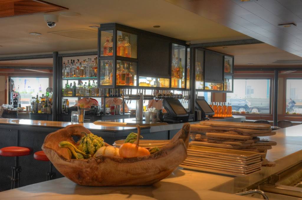 Fog City | restaurant | 1300 Battery St, San Francisco, CA 94111, USA | 4159822000 OR +1 415-982-2000
