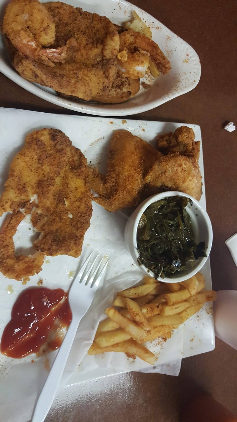 Traditionz Wings & Grill | restaurant | 3330-5 S Crater Rd, Petersburg, VA 23805, USA | 8048631911 OR +1 804-863-1911