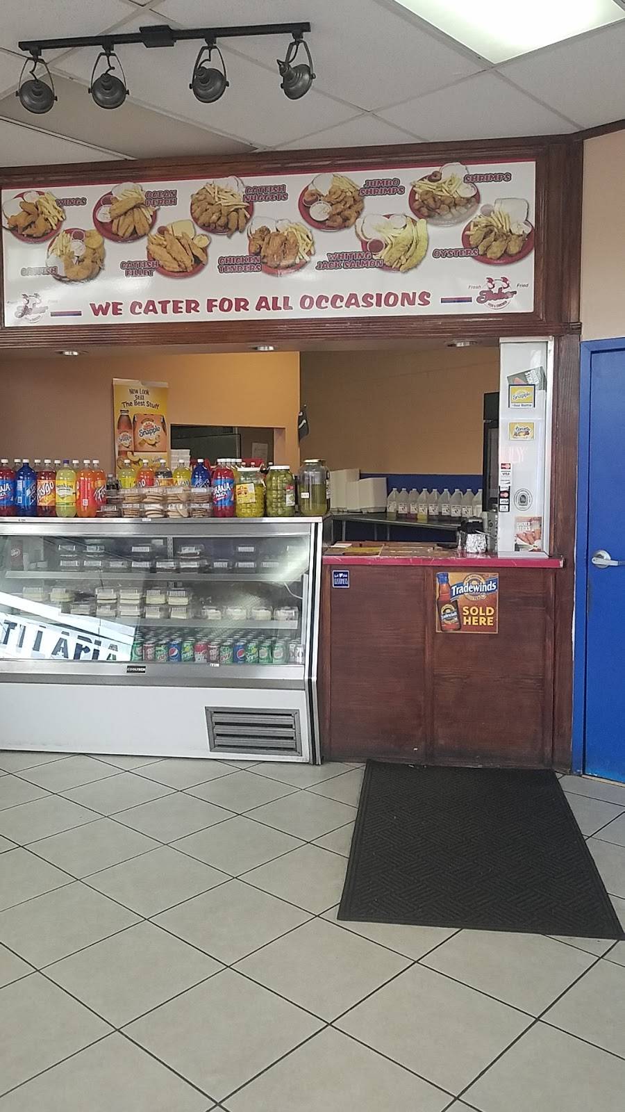 Fisher FISH & CHICKEN 56 N Michigan Rd | restaurant | 5620 Michigan Rd, Indianapolis, IN 46228, USA | 3172029144 OR +1 317-202-9144