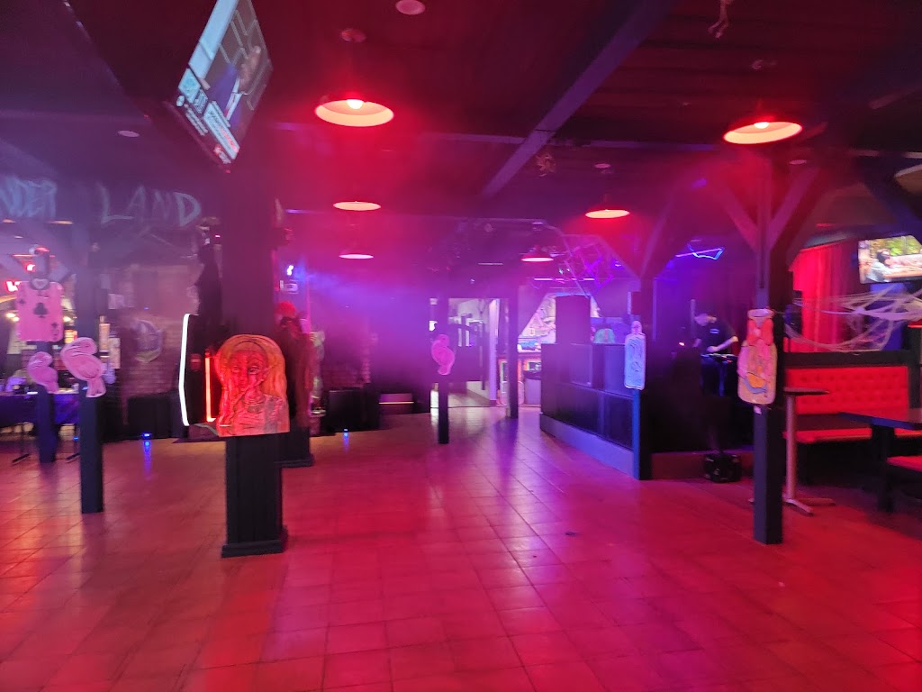 EXIT SALOON | restaurant | 6312 S Harlem Ave, Summit, IL 60501, USA | 7085460257 OR +1 708-546-0257