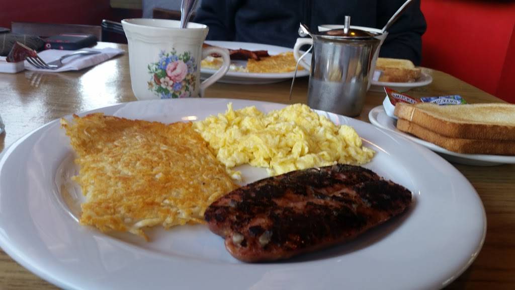 Aggies Hamburgers & Hot Dogs | restaurant | 19600 Hesperian Blvd, Hayward, CA 94541, USA | 5108879996 OR +1 510-887-9996