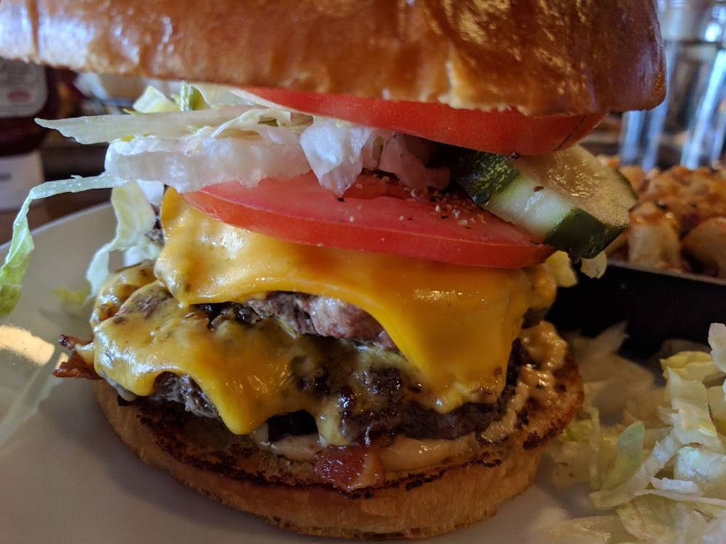 Home Team BBQ | restaurant | 126 Williman St, Charleston, SC 29403, USA | 8432257427 OR +1 843-225-7427