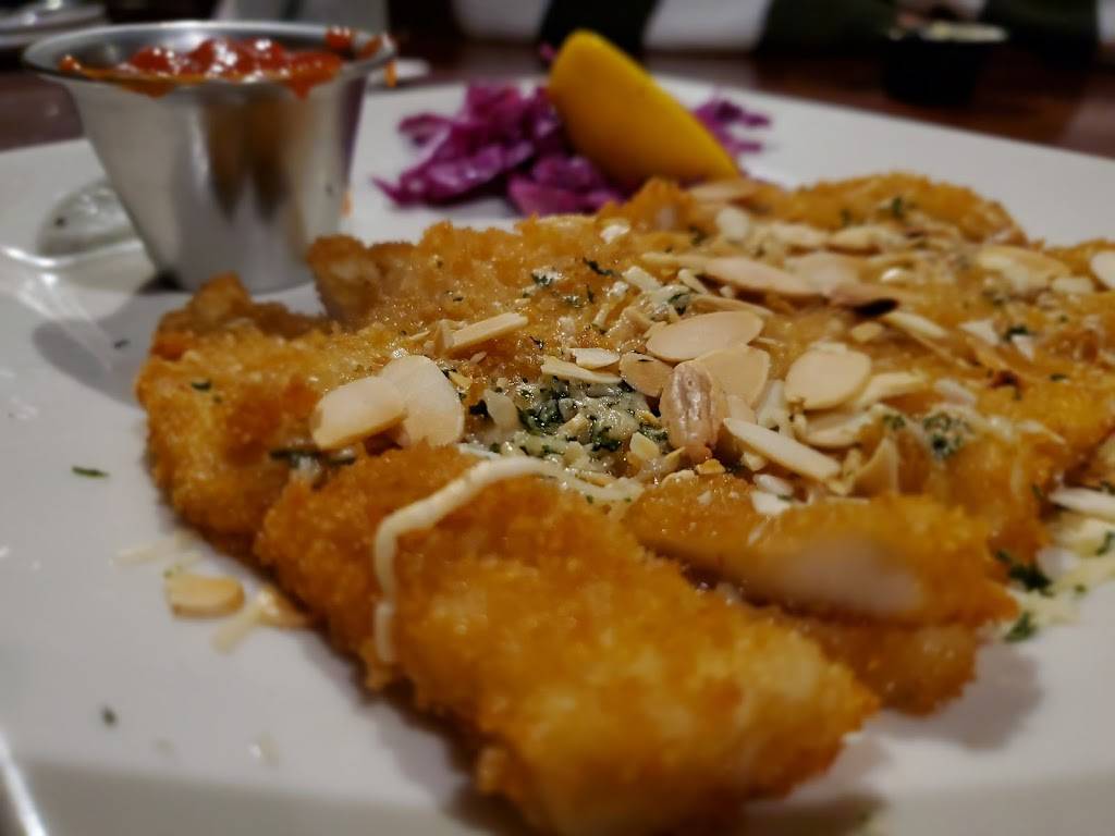 Cool Hand Lukes Steakhouse | restaurant | 955 Shaw Ave, Clovis, CA 93612, USA | 5592977435 OR +1 559-297-7435