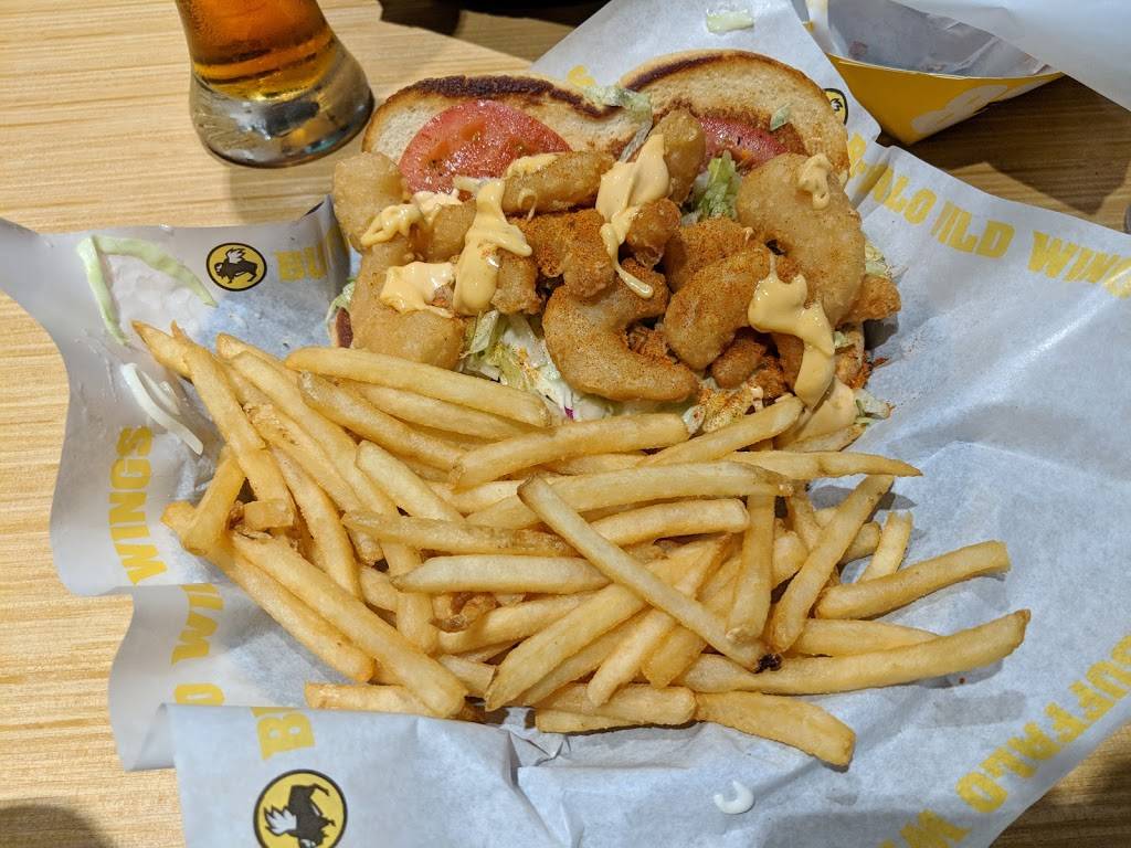 Buffalo Wild Wings | restaurant | 1168 Galleria Blvd Unit 200, Roseville, CA 95678, USA | 9167425153 OR +1 916-742-5153