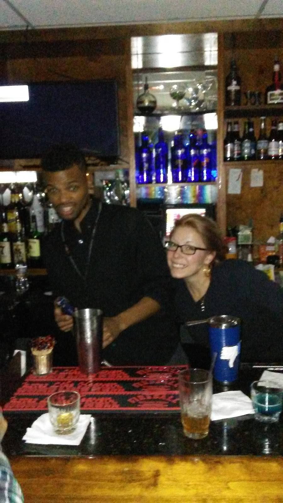 Shannons | restaurant | 2801 Plank Rd, Fredericksburg, VA 22401, USA | 5407868321 OR +1 540-786-8321