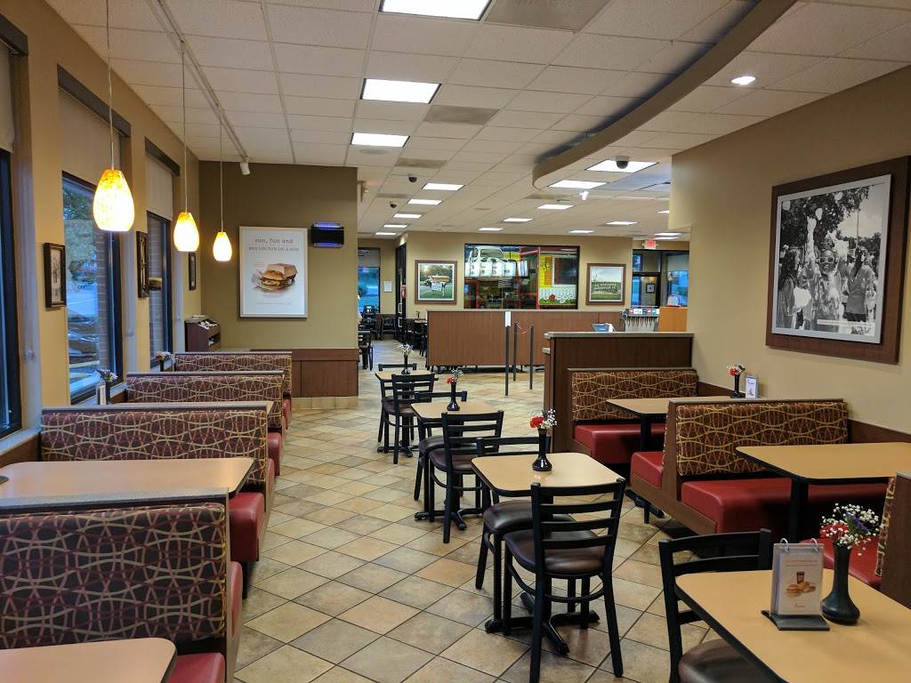 Chick-fil-A | restaurant | 256 W Lee Hwy, Warrenton, VA 20186, USA | 5403479791 OR +1 540-347-9791