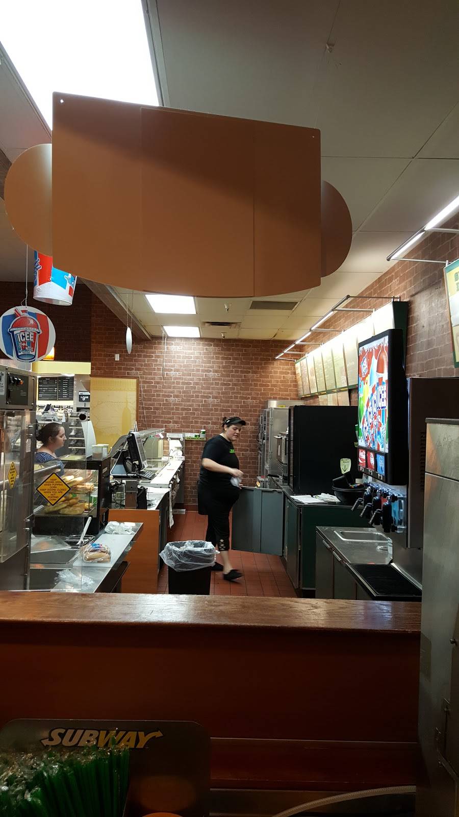 Subway Restaurants | restaurant | 1580 Branding Blvd, Branon Field-Chaffee Road, Middleburg, FL 32068, USA | 9045899967 OR +1 904-589-9967