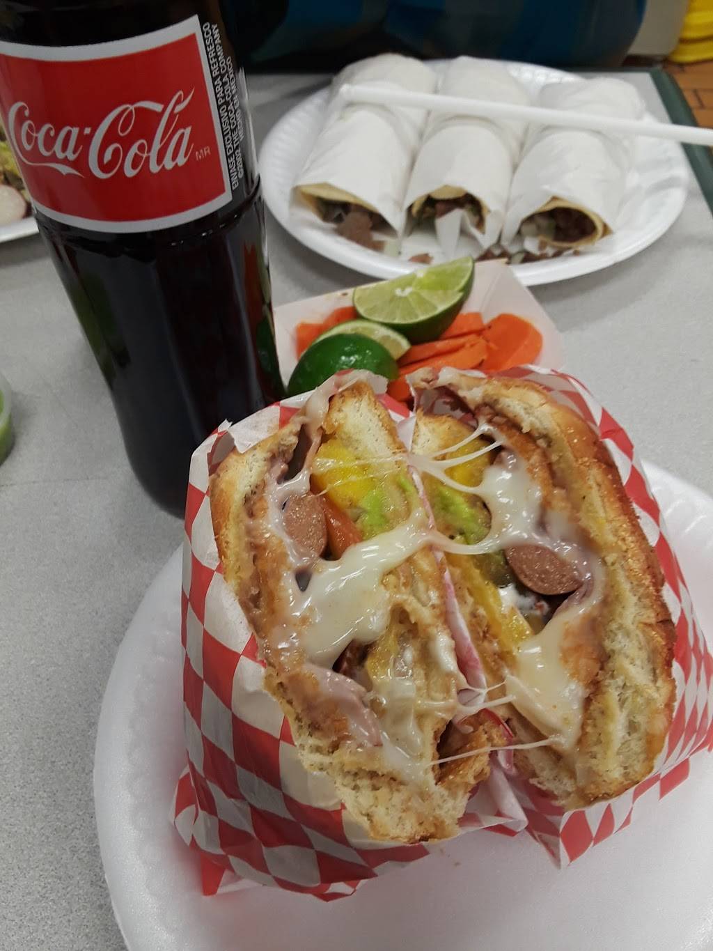 Three Amigos | restaurant | 16441 Pioneer Blvd, Norwalk, CA 90650, USA | 5629240546 OR +1 562-924-0546