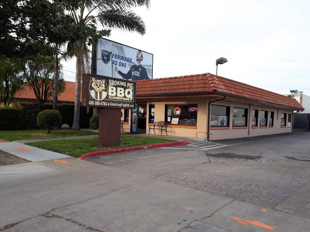 Smoking Pig BBQ Company | restaurant | 1144 N 4th St, San Jose, CA 95112, USA | 4083804784 OR +1 408-380-4784