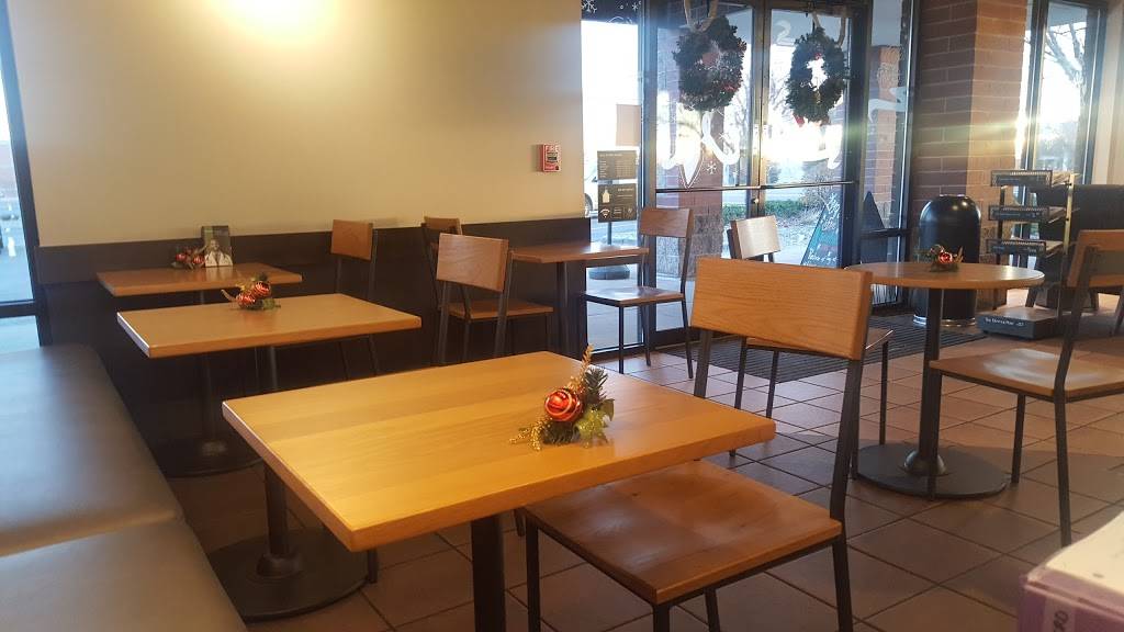 Starbucks | cafe | 10339 N Federal Blvd #100, Westminster, CO 80031, USA | 3034381300 OR +1 303-438-1300