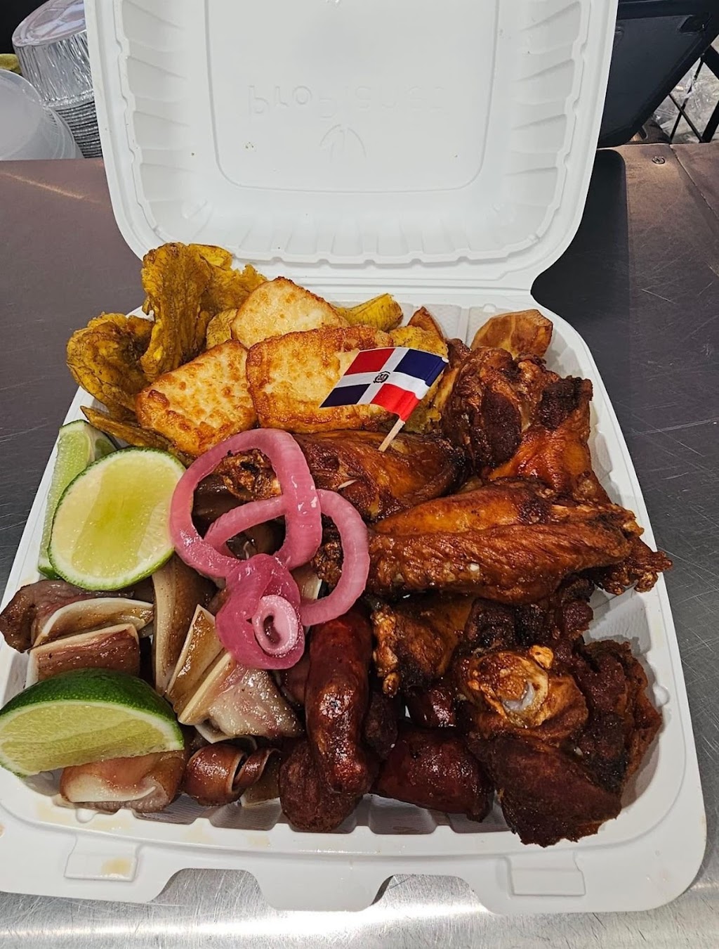 Haina Seafood | restaurant | 2 S Broadway local 2, Lawrence, MA 01843, USA | 3475467003 OR +1 347-546-7003