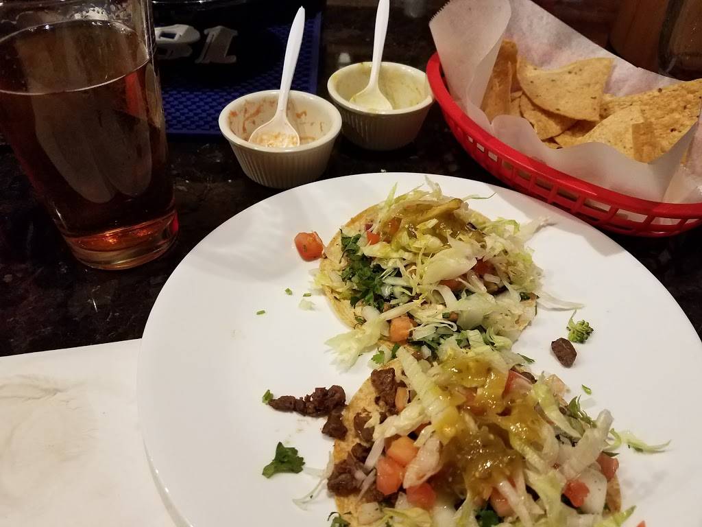 El Cid | restaurant | 2645 N Kedzie Ave, Chicago, IL 60647, USA | 7733950505 OR +1 773-395-0505