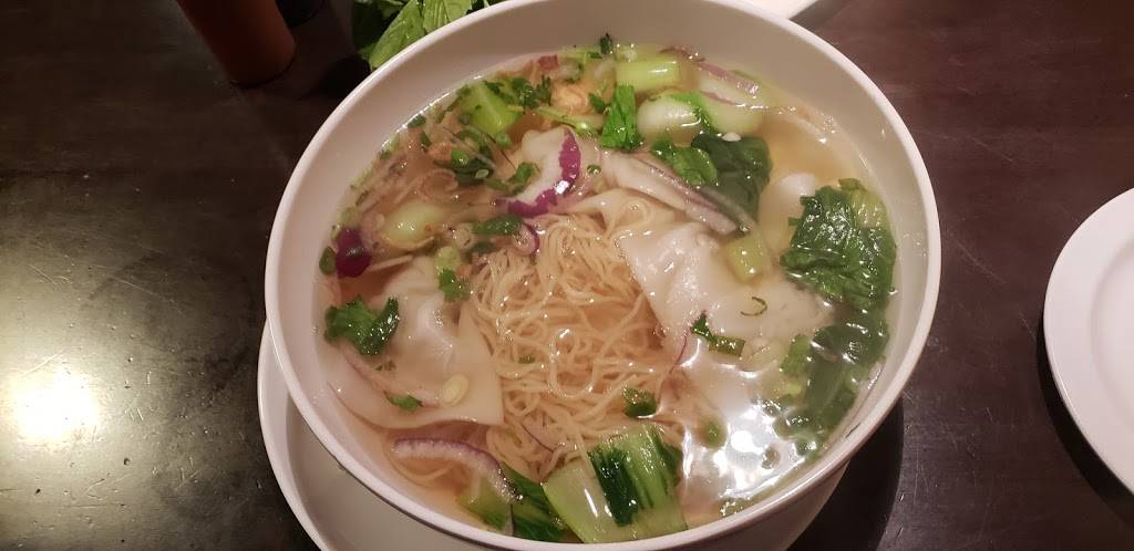 Bowl of Pho | restaurant | 27339 Chagrin Blvd, Woodmere, OH 44122, USA | 2168311730 OR +1 216-831-1730